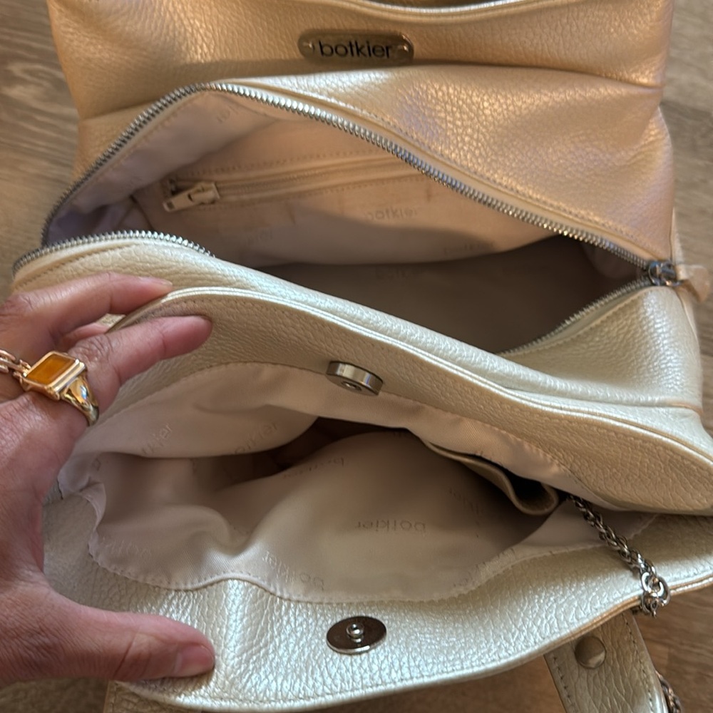 Botkier Iconic Trigger Satchel - Picture 6 of 6